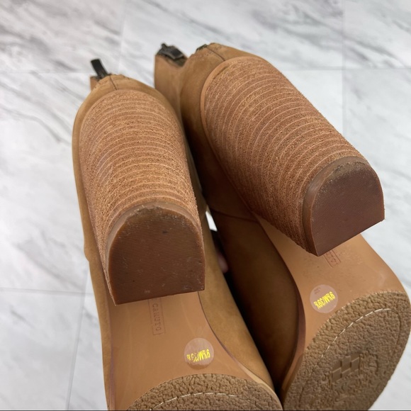 •Vince Camuto Hadley Tan Camel Brown Suede Cuff Back Zip Booties Boots Size 9.5 - Picture 9 of 15
